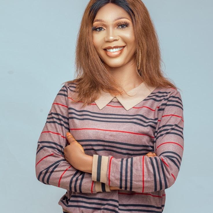 Aarav Desai, Client Relations Director, discussing corporate gifting strategy with business clients